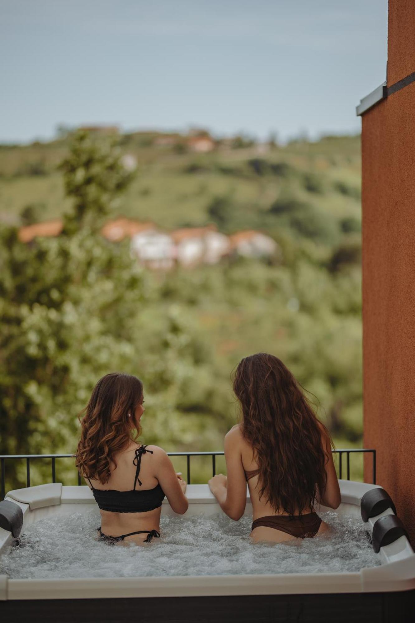 Kojsko Glamping Senesalina 빌라 외부 사진